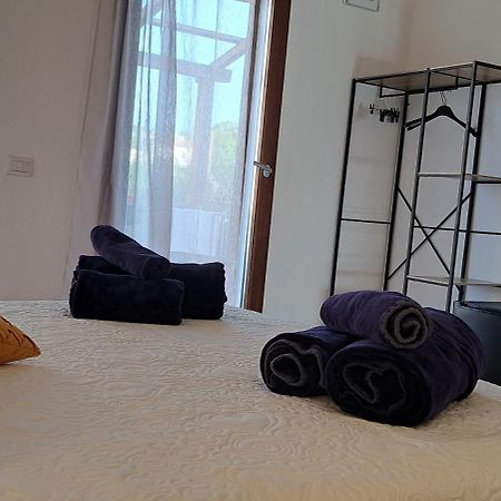 San Teodoro Rooms Eksteriør billede