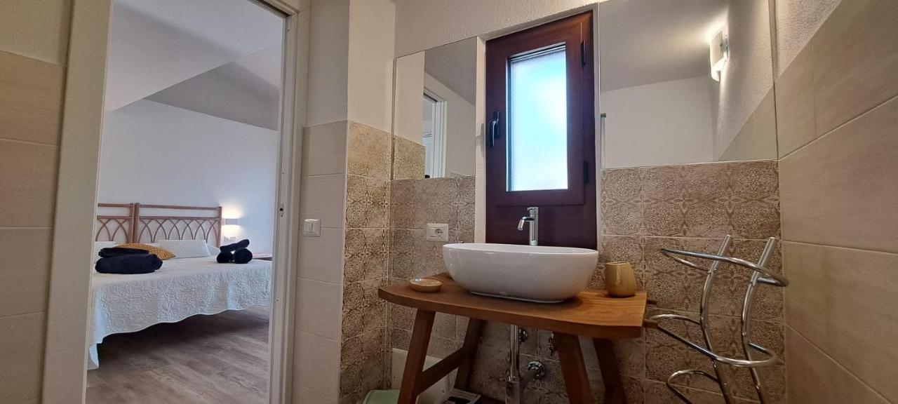 San Teodoro Rooms Eksteriør billede