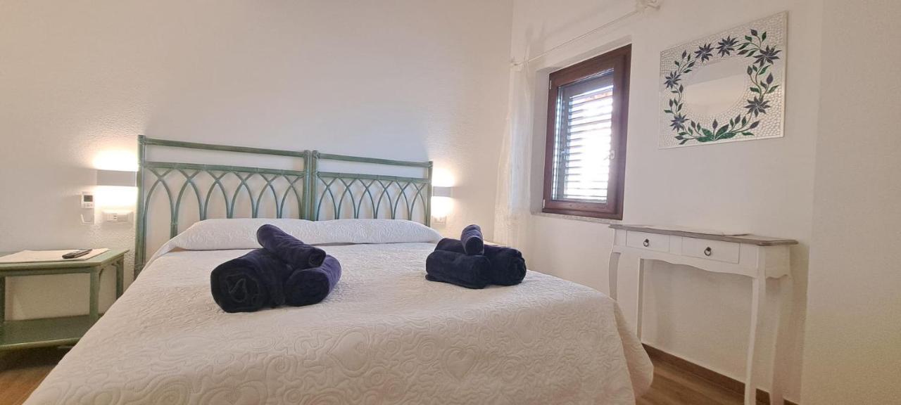 San Teodoro Rooms Eksteriør billede