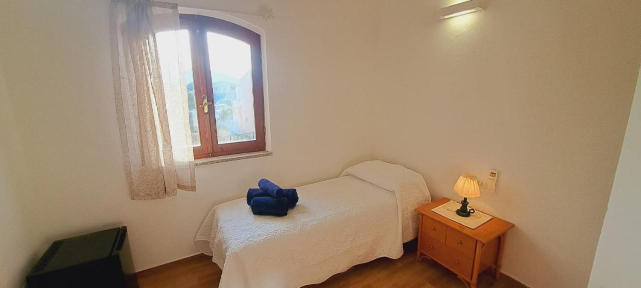 San Teodoro Rooms Eksteriør billede